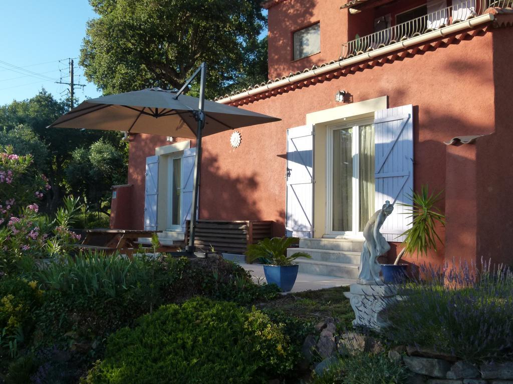 Ferienwohnung Soleil Rouge Les Adrets-de-l’Estérel Exterior foto