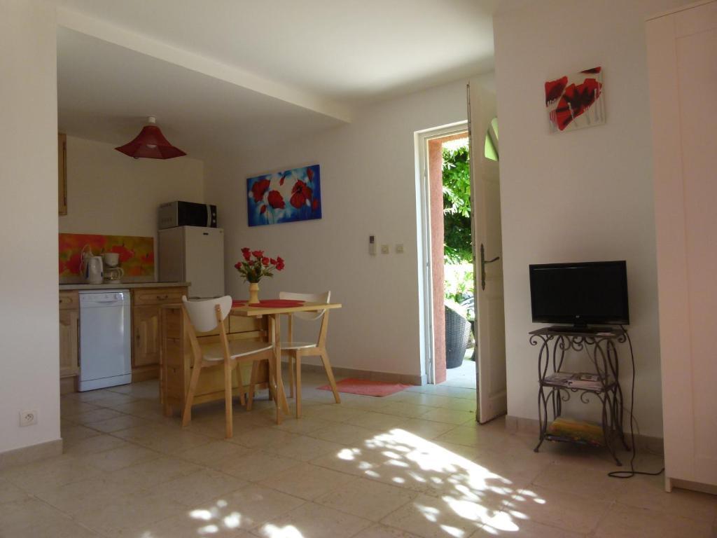 Ferienwohnung Soleil Rouge Les Adrets-de-l’Estérel Zimmer foto